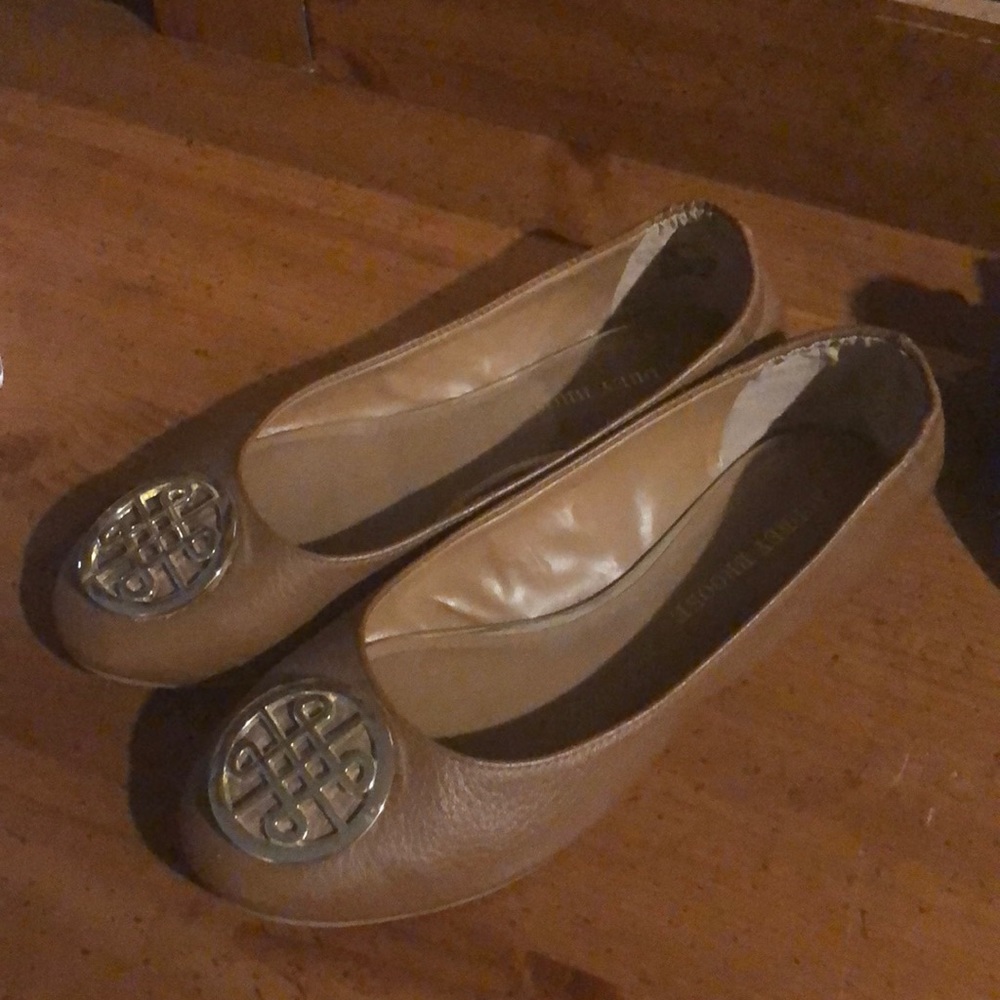 Flat Audrey Brooke shoes